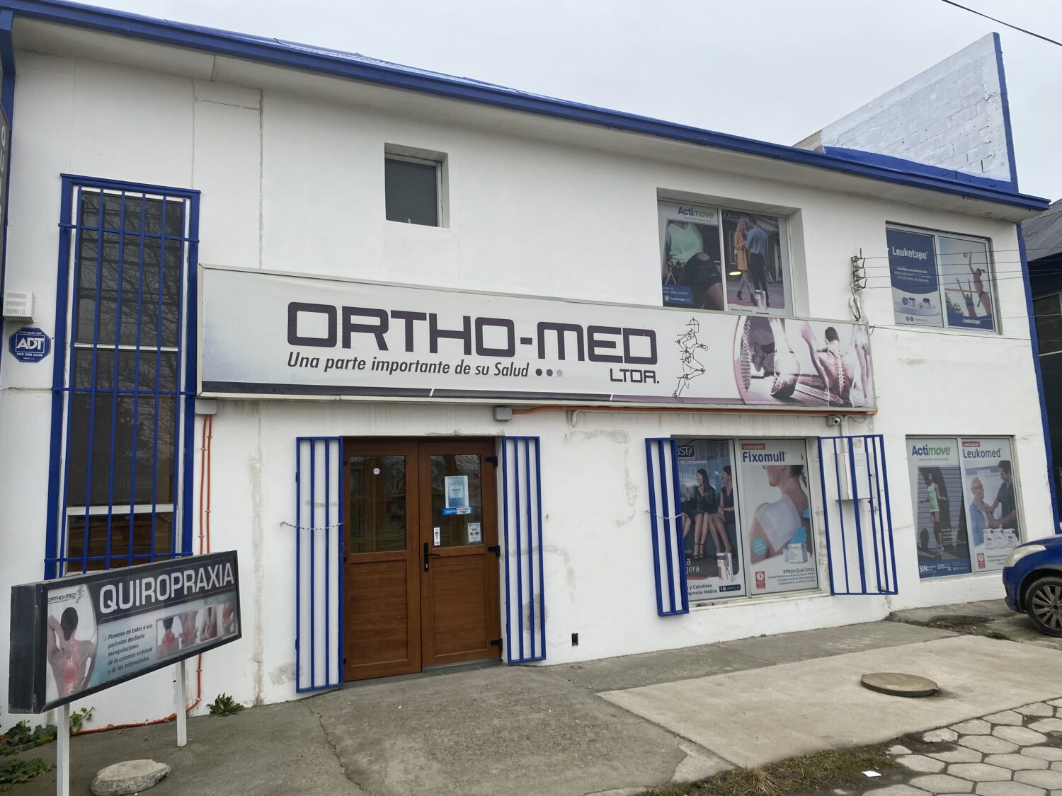 Se vende Local Comercial en pleno funcionamiento, excelente ubicación